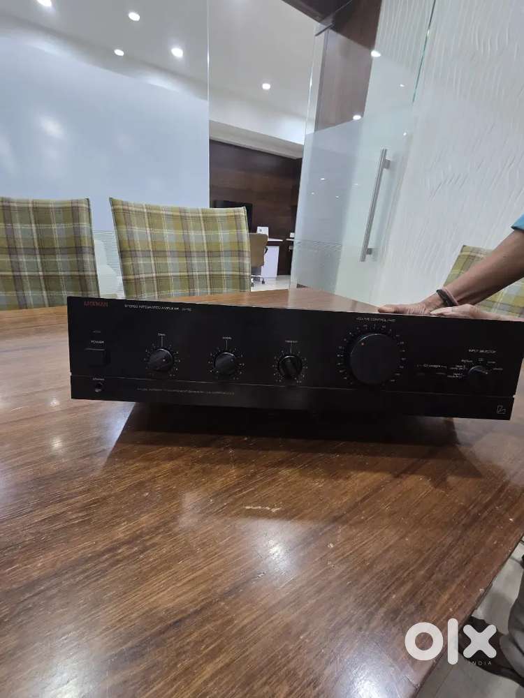 LUXMAN LV 92 STEREO AMPLIFIER