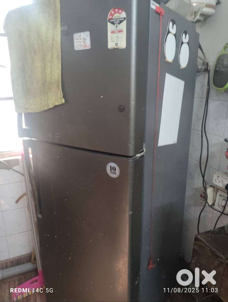 Sell fridge available Whirlpool 4 star 340 ltr @6000