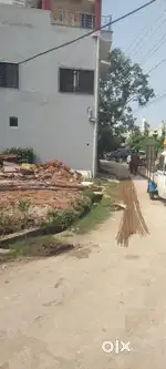Mitan vihar daldal siwani mein corner polt  sale karna hai