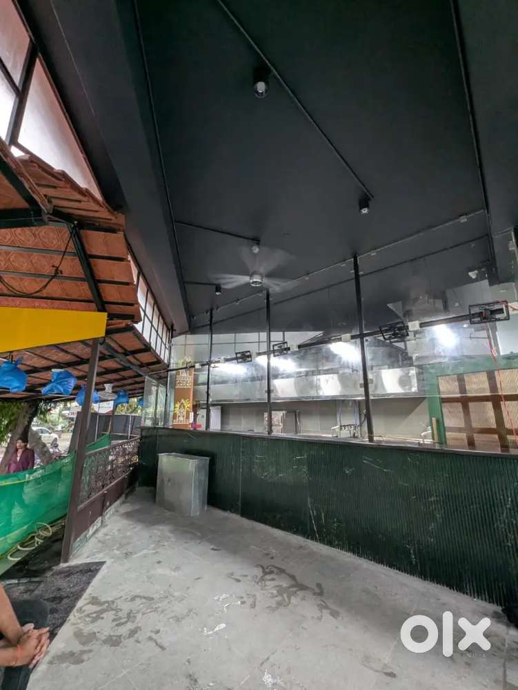 Restaurant aSupervisor