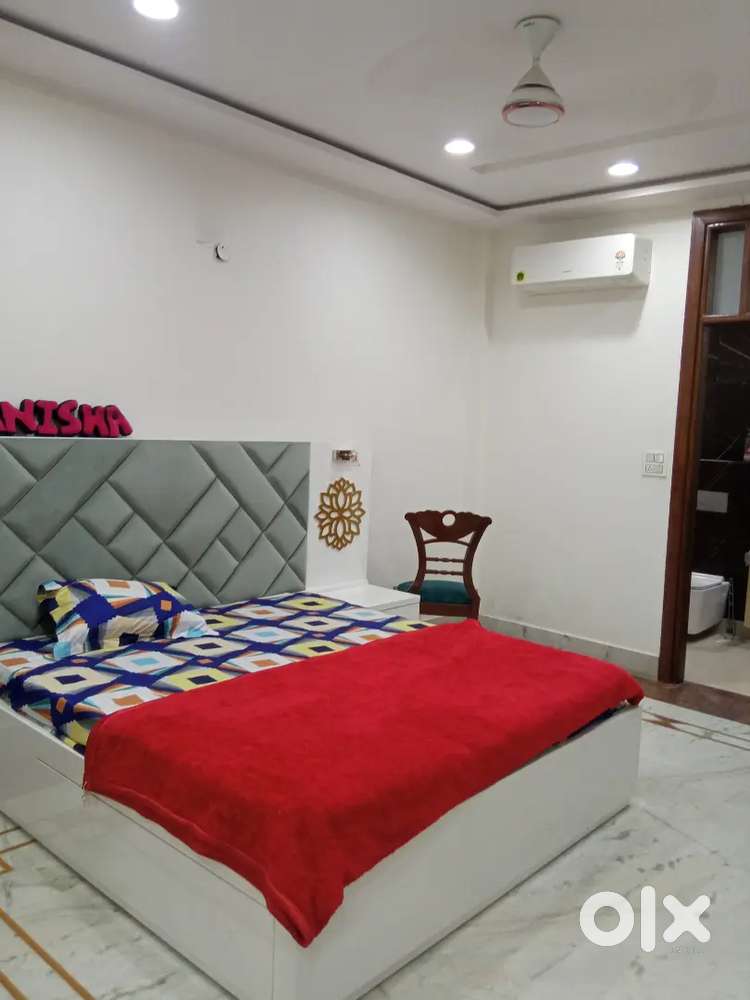 1bhk-2room set Semi furnished available N vikaspuri-janakpuri nr metro