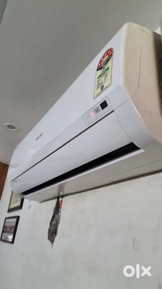 Under Warranty - 2 & 1.5 Ton Split AC for SALE