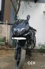 Pulsar 220