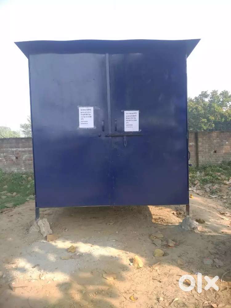 Ghar par taka h wah I Dek skate h