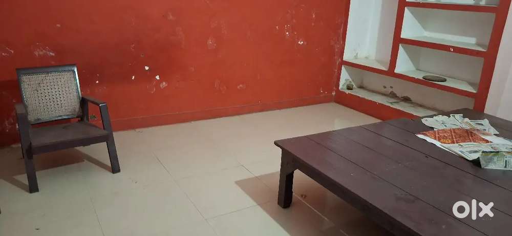 Room in Saket nagar only for girls n famly