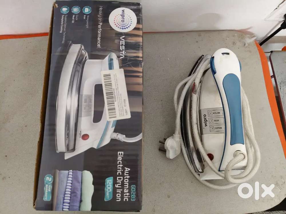 Wipro Vesta GD203 1200 watts Heavyweight Automatic Dry Iron