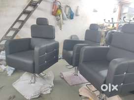 Salon chair parlour chair hair cutting chair barber chair