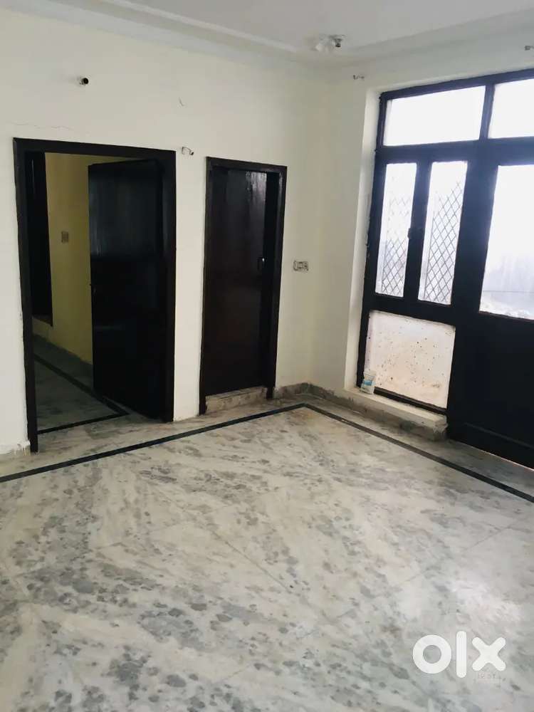 1 BHK WITH ATECH WASHROOM & KITCHENS