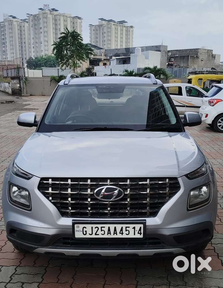Hyundai Venue S 1.2 Petrol, 2022, Petrol