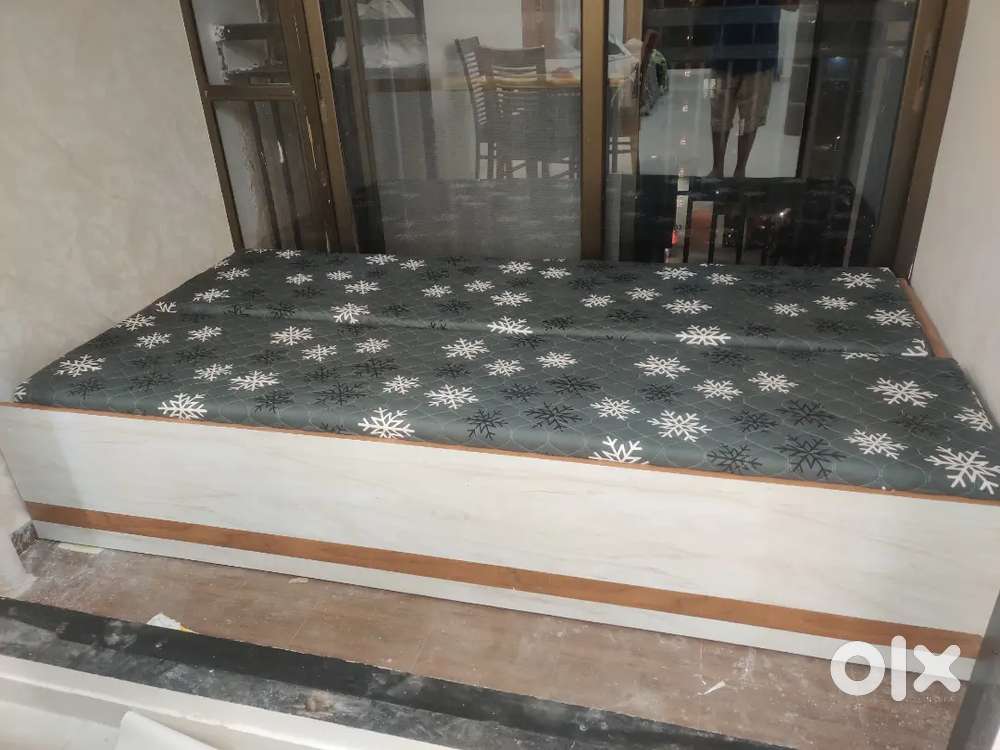 SofacumBed with mattress  for Gallery- 9 by 5 feet