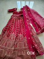 Wedding lehenga for slim girl