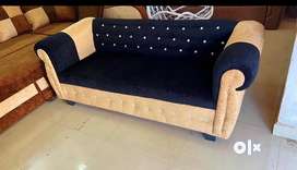 Sale 4999 mai 3 seater sofa se a rate mai khi mile to free le jana