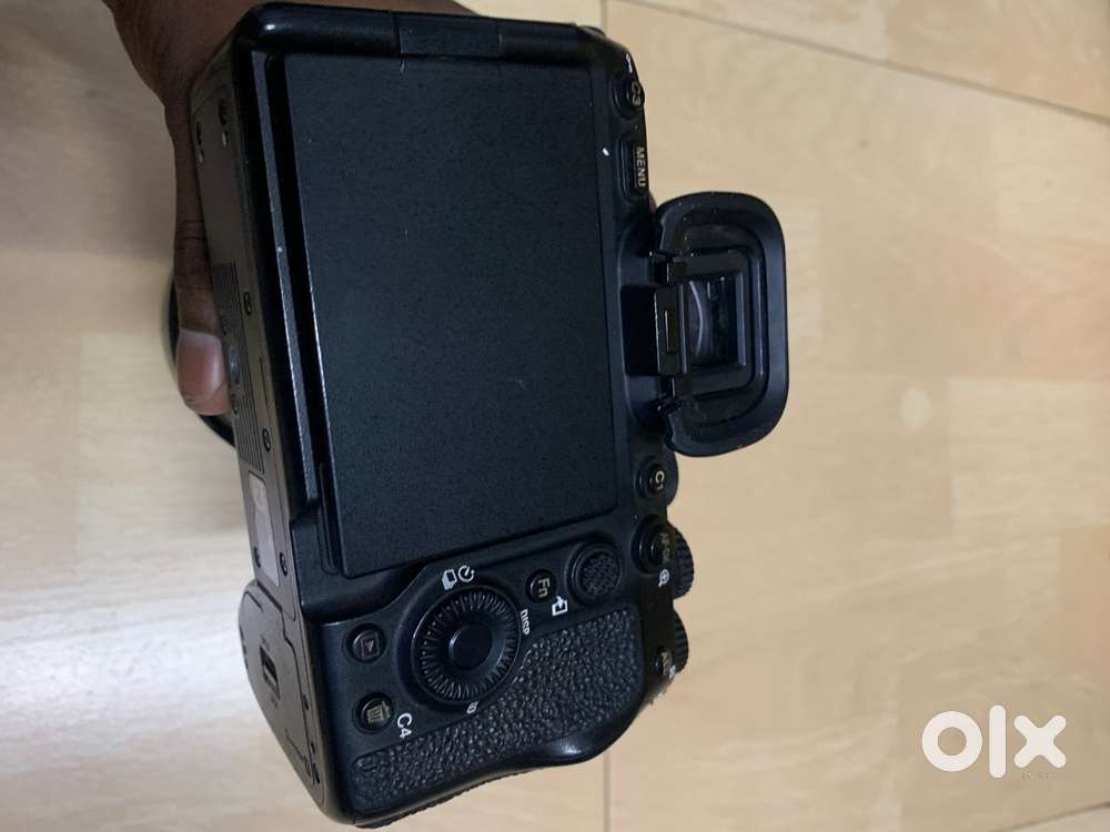 SONY A7M4SELL