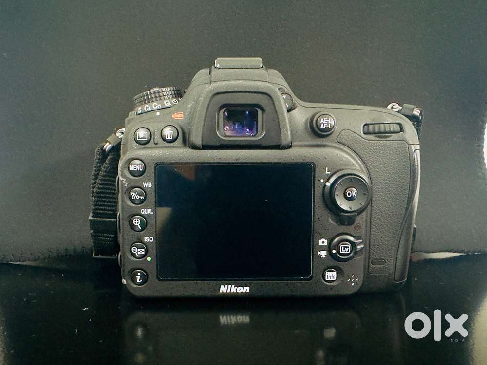 Nikon D7100 DSLR Camera with Lenses