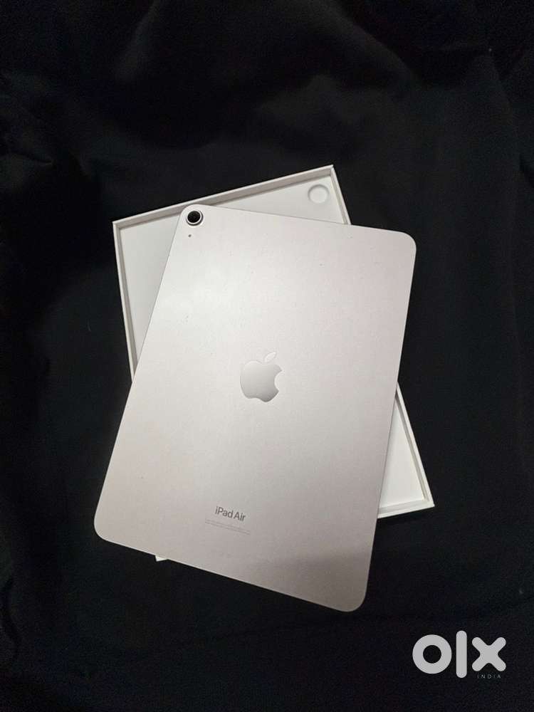 Ipad Air 11 inch 9 months old with bill box n Insurance