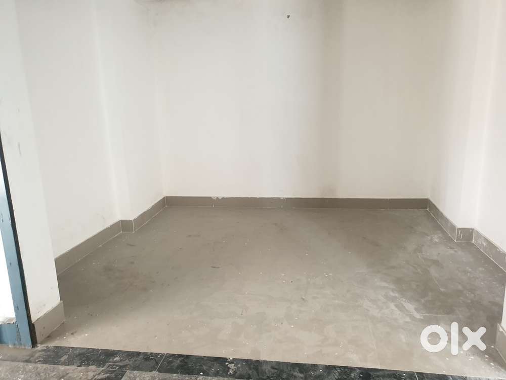 Shop for rent available in Usha Complex Bihar Talkies Road