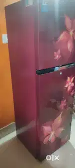Voltas BEKO Refrigerator 271 litre