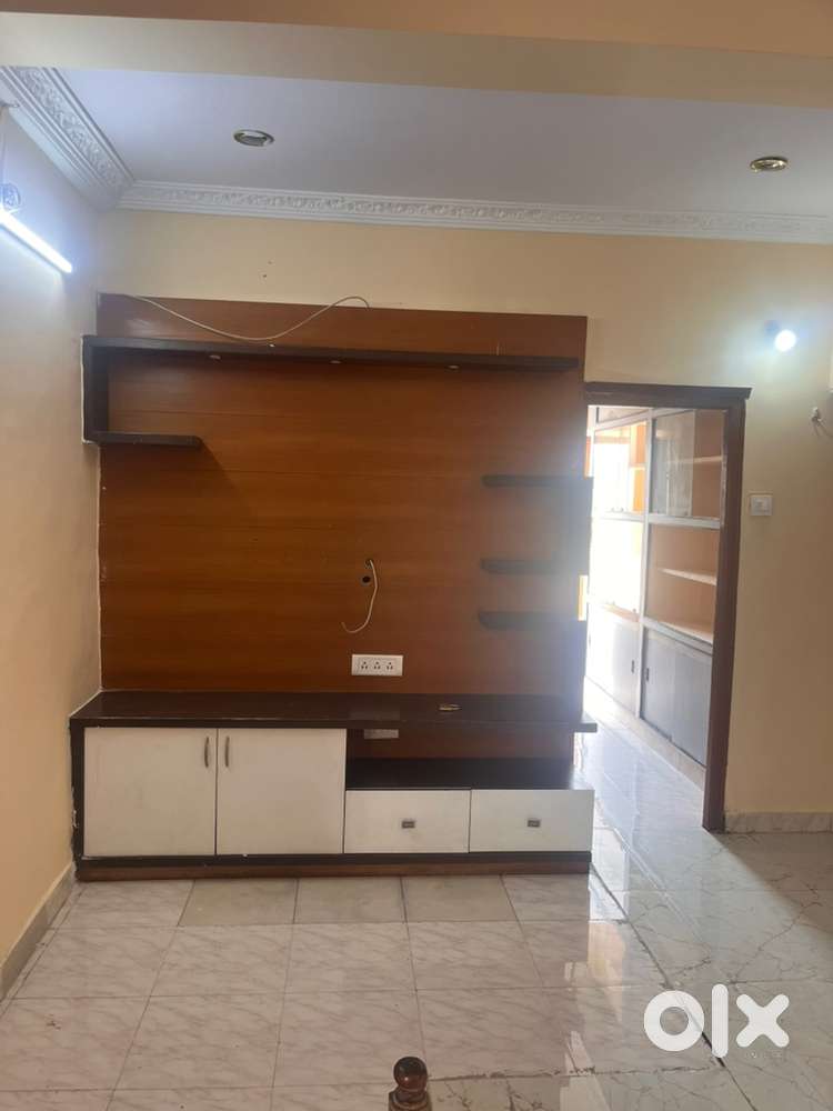 2-bhk fully furnished spacious flat for rent