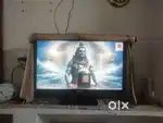 Urgent Sale: Brand New Samsung 32'' LED TV with Amazon 4k fire stick