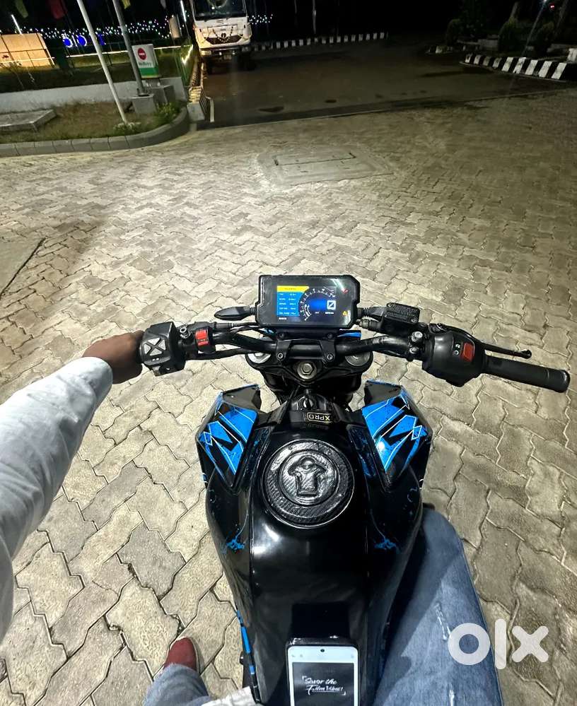 Duke 390 bs4 wb62 series number.7th owner ache akhon bike a