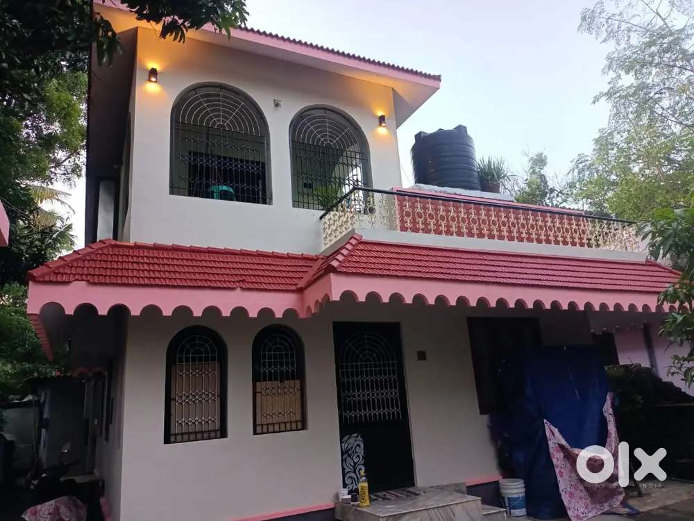 Maintains work for all type of houses, bathroom tiles work