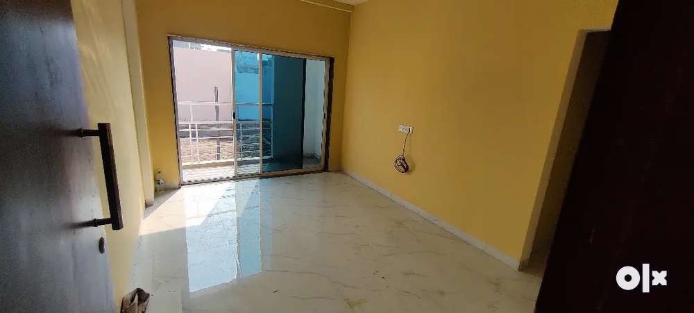 Flat for sell @barkha appartment in Dr Rafique Zakaria compound
