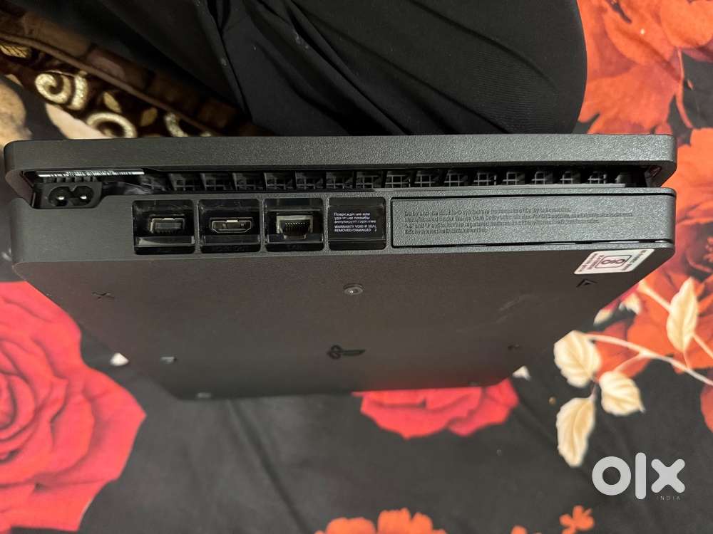 Ps4, Slim Model In New condition, With 1Tb Storage