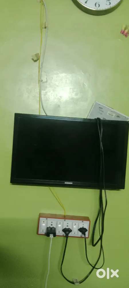 Samsung 21inche led t.v