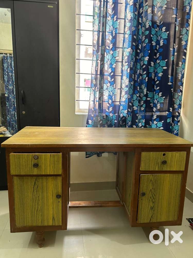 Study table