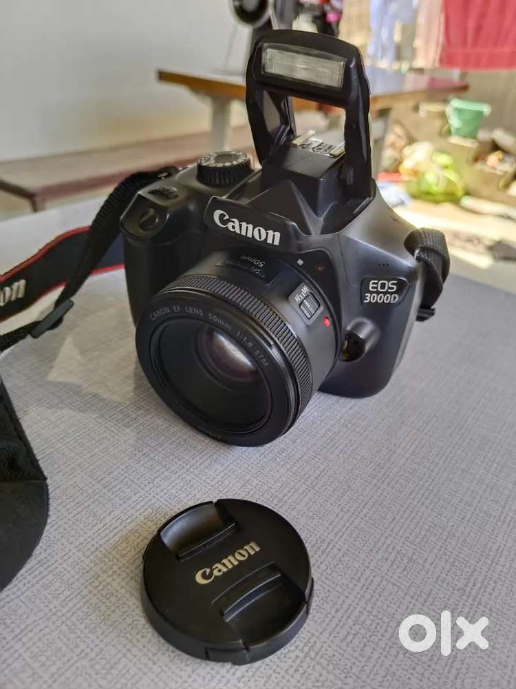 CANON EOS 3000D DSLR