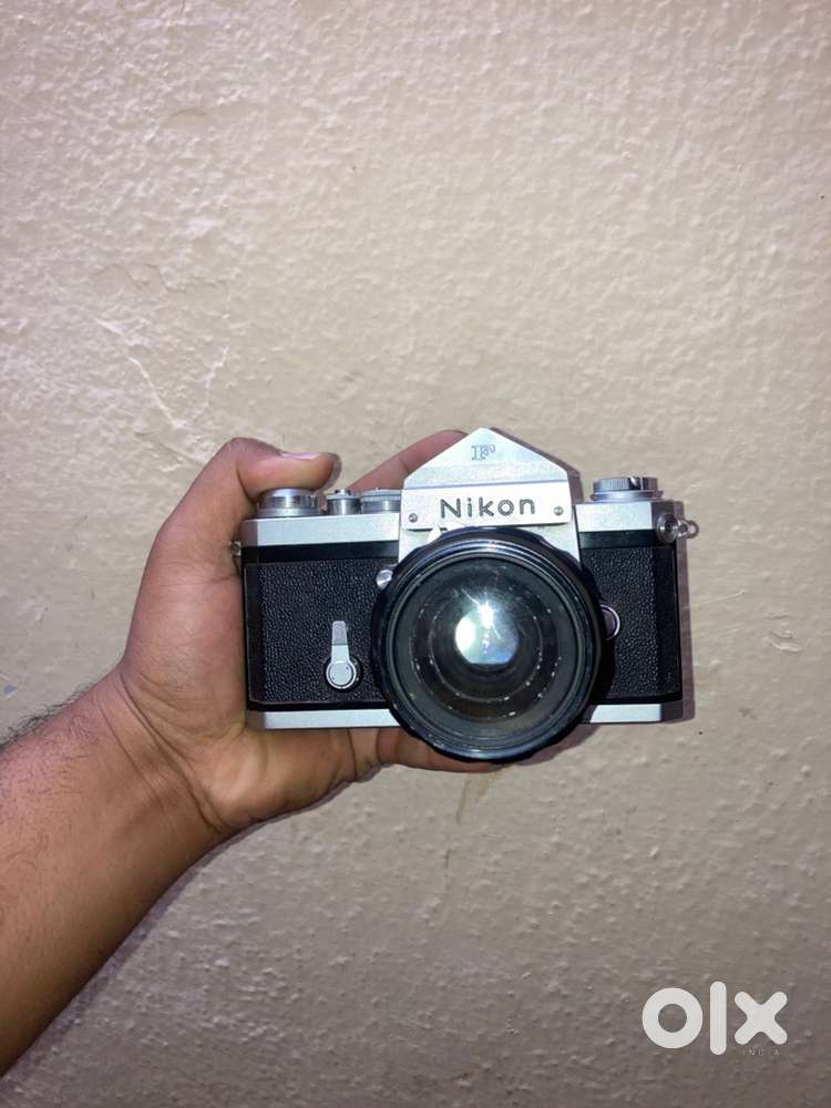 Nikon F camera (1950)