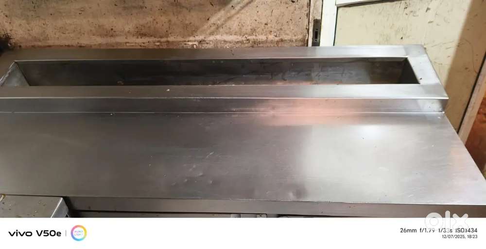 Under counter commercial Street fridge only 2 yrs old