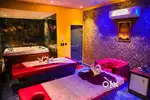 We require female therapist for spa office service and doorstep