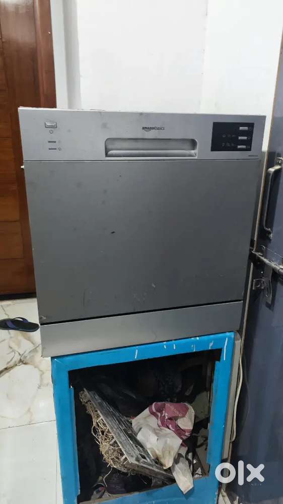 Amazon Basics Dishwasher 2023 on sale