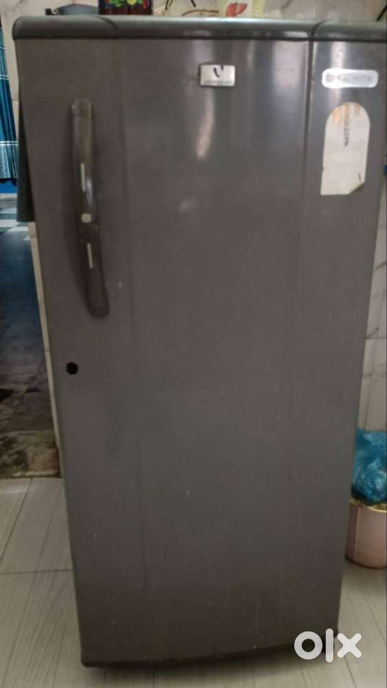 Videocon fridge 180 litre