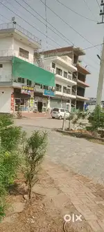 Shop for rent in front of 100 feet road