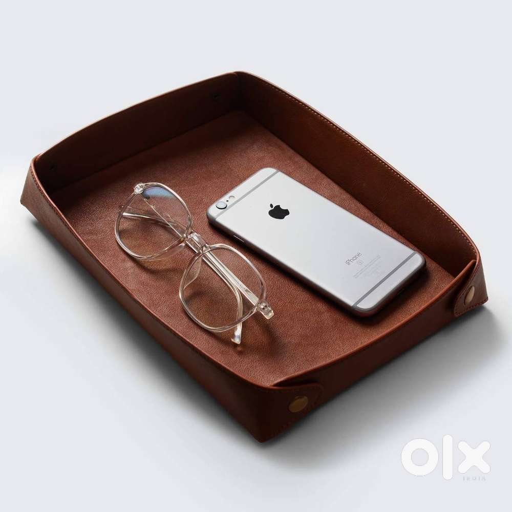 DailyObjects Rectangular Valet Vegan Leather Tray & Foldable Deskmat
