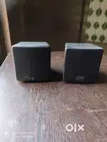 Simpal small speaker,(not bluetooth speeker)