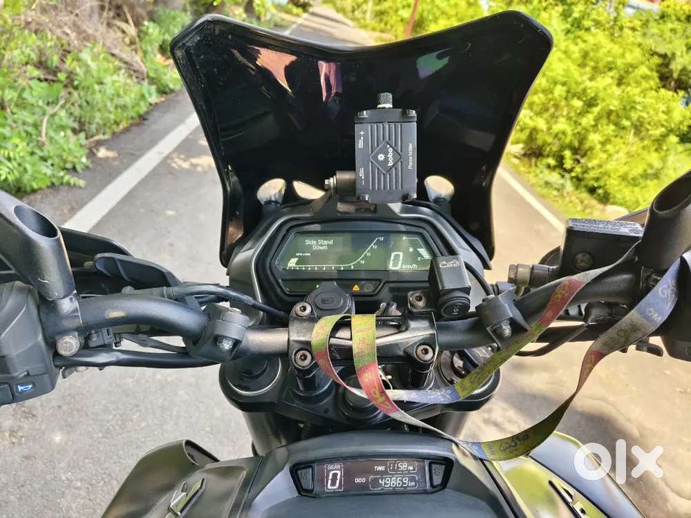 Dominar 400 - Company serviced - well taken care