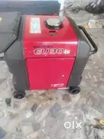 Honda EU30is Inverter Generator–Perfect Condition, Low Noise, Portable