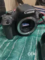 Cannon EOS 500D DSLR CAMERA with 18-55mm and 55-250mm lens kit