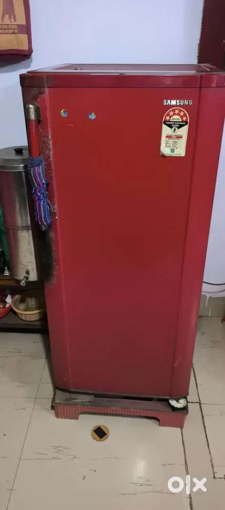 Samsung 5-Star fridge for sale-perfect cooling