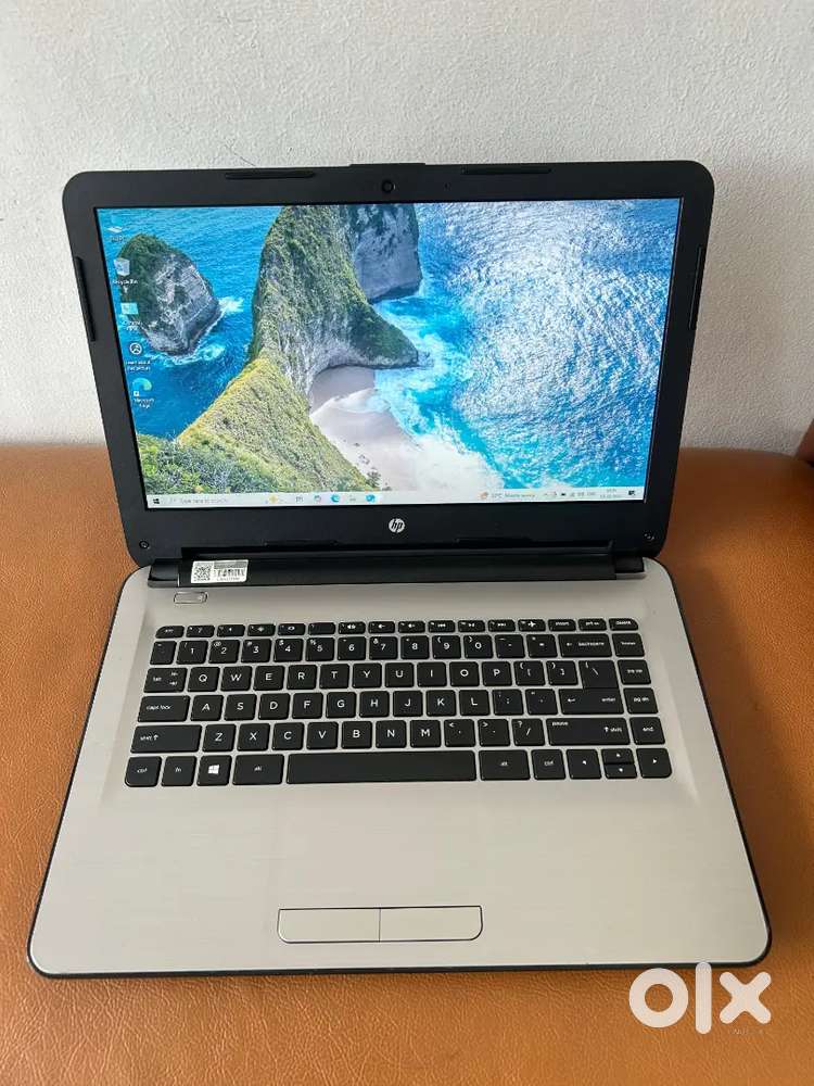 HP LAPTOP 8 GP RAM 512 GP SSD WIFI WEBCAM I5 PROCESSOR 6 TH