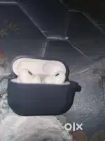 Orignal airpods 2 (active noise cancellation)