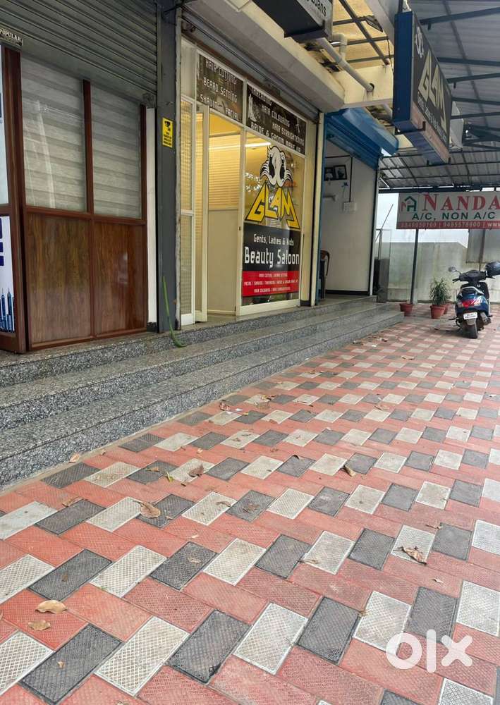 SHOP/OFFICE/GODOWN FOR RENT AT VETTICKAL,MULANTHURUTHY