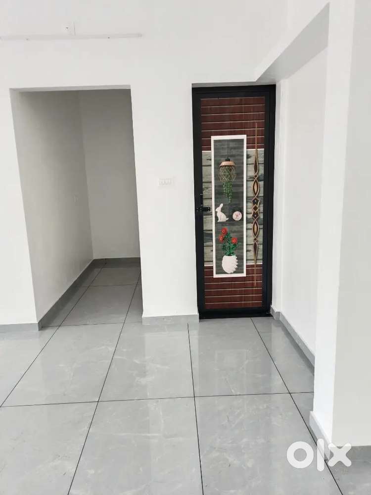 Office, bank spice avilabile