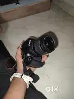 Canon 1300d camera