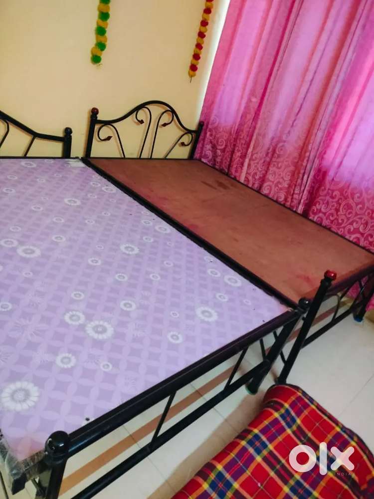 A bed in good condition