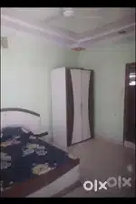 We want to give a singe room for rent