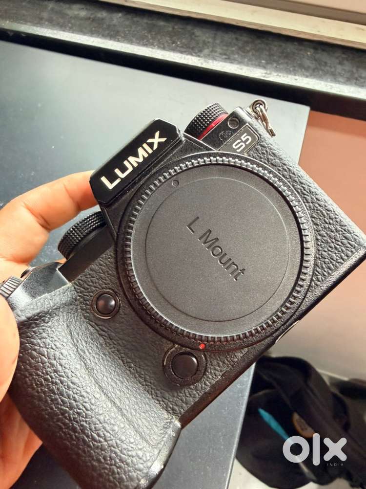 Panasonic lumix s5 full frame camera